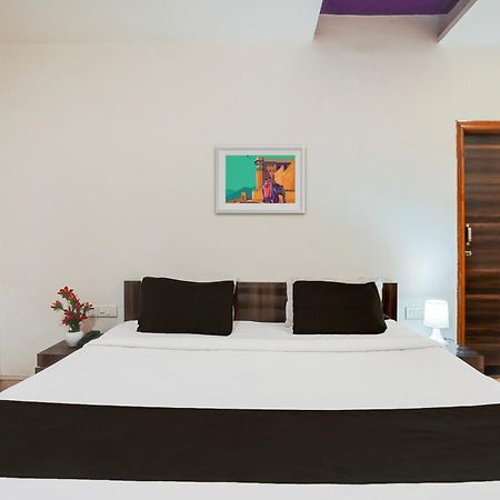 Hotel O Bridge Ahmedabad Eksteriør billede